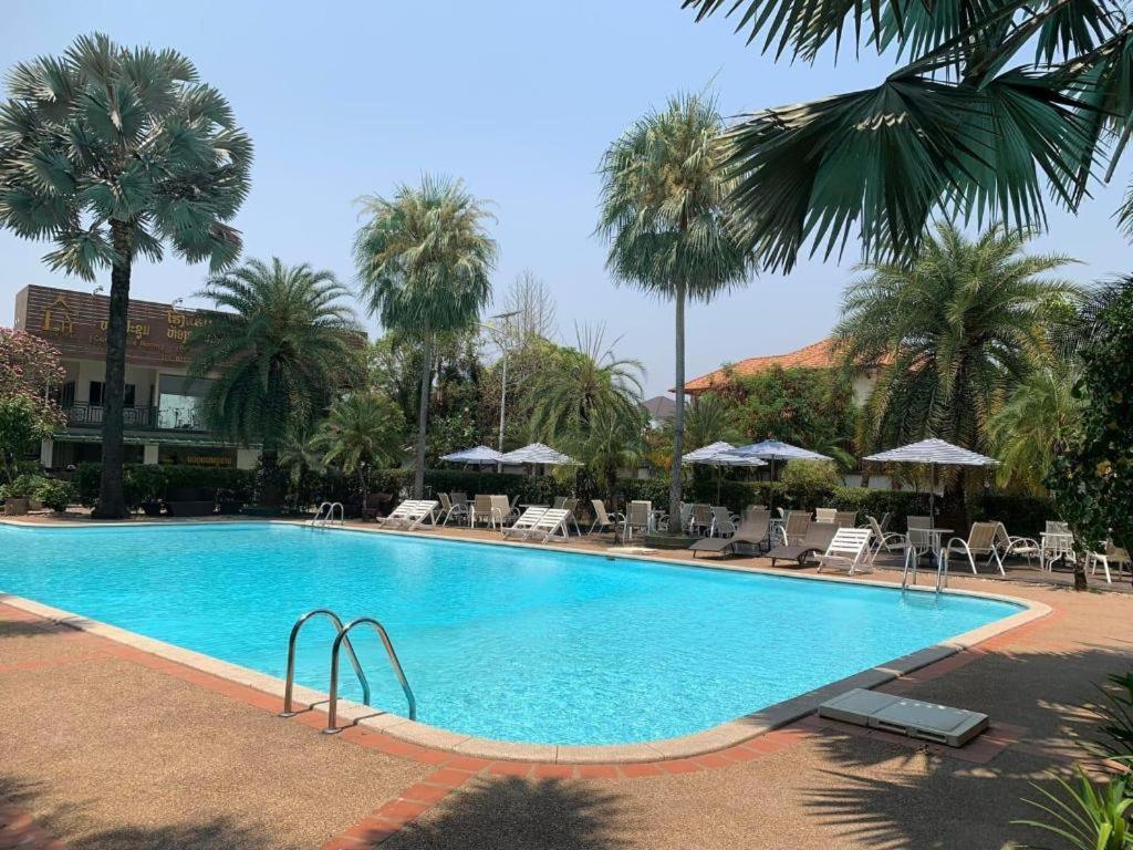 Leuxay Hotel Vientiane Exterior foto