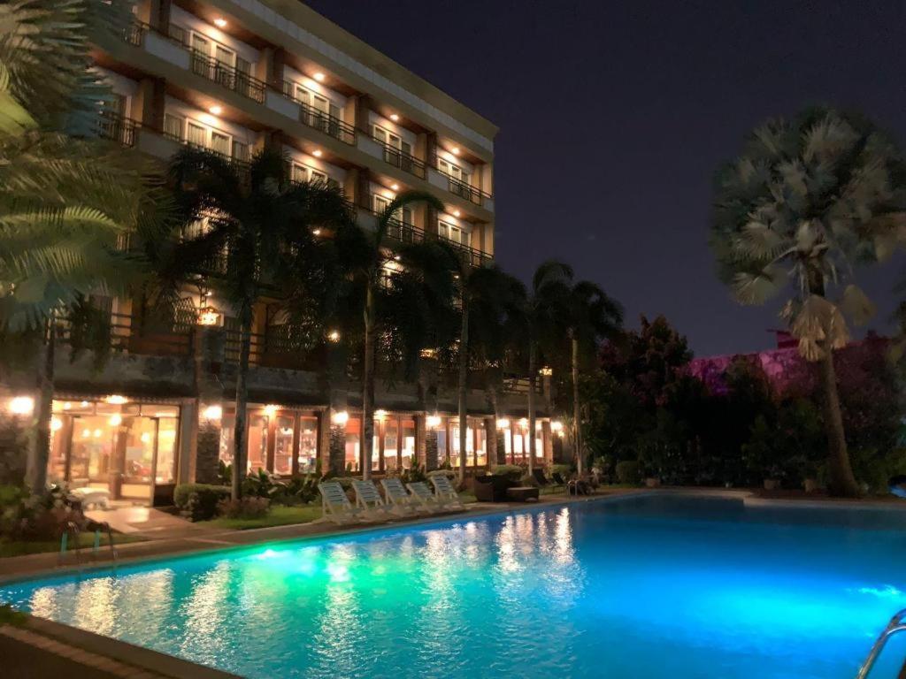 Leuxay Hotel Vientiane Exterior foto